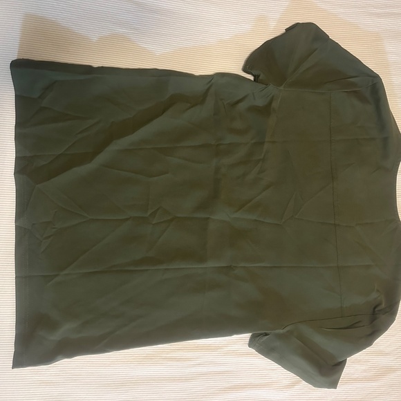 Grey’s Anamtomy Barco ACNA Scrub Top - Picture 2 of 3